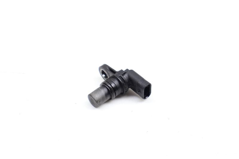 Cam / Camshaft Position Sensor 07L905163A — Used (SKU 703709)