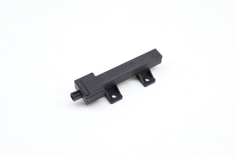 Kessy / Keyless Entry Antenna 4F0907247A — Used (SKU 703679)