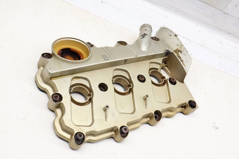 Engine Valve / Cylinder Head Cover 06E103471G — Used (SKU 703897)
