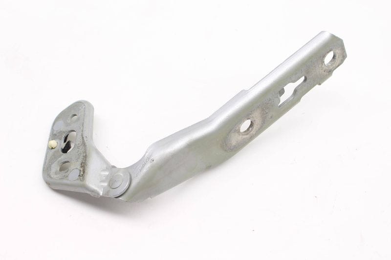 Hood Hinge 4F0823301 — Used (SKU 236438)