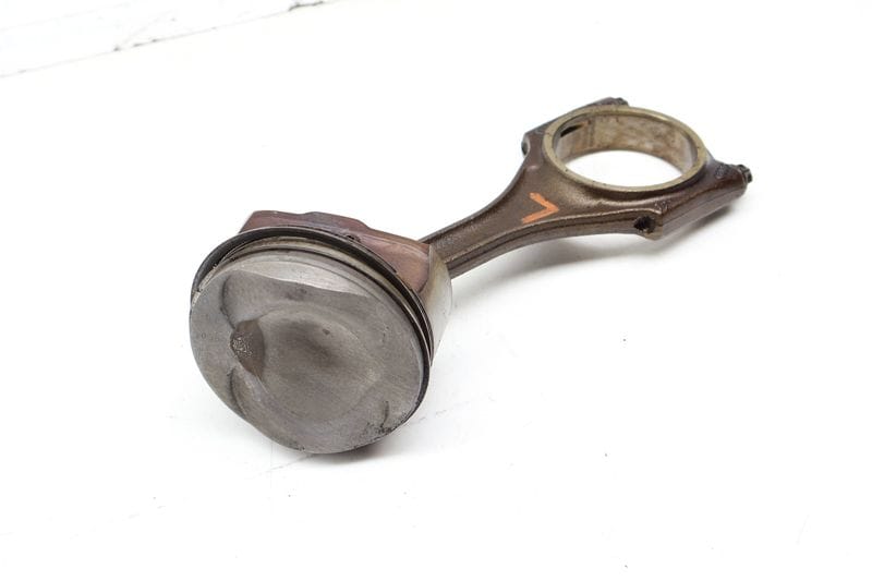 Piston / Connecting Rod 06E107065CK — Used (SKU 703867)