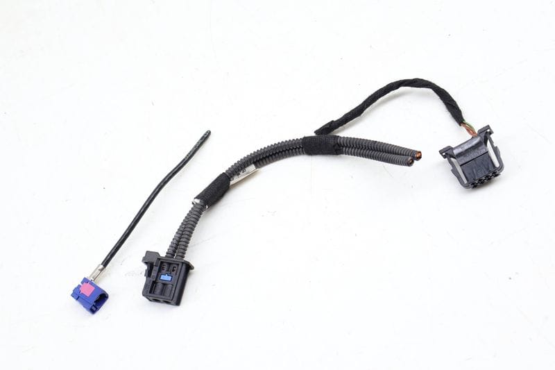 NAV / Navigation Unit Wiring Harness Connector / Pigtail — Used (SKU 703792)