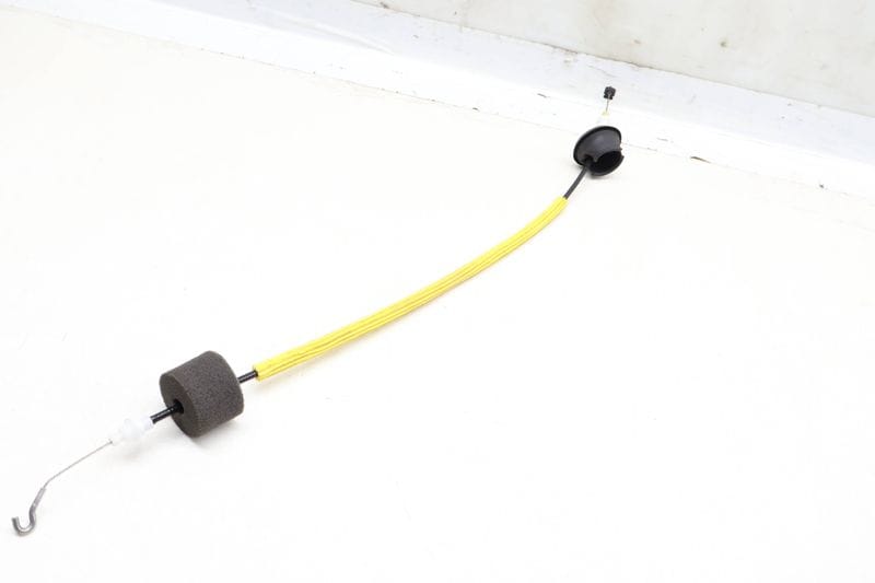 Interior Door Handle Release / Bowden Cable 4F0839085B — Used (SKU 645343)