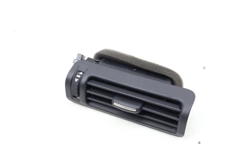 B Pillar Air Vent 4F0819384A — Used (SKU 645500)