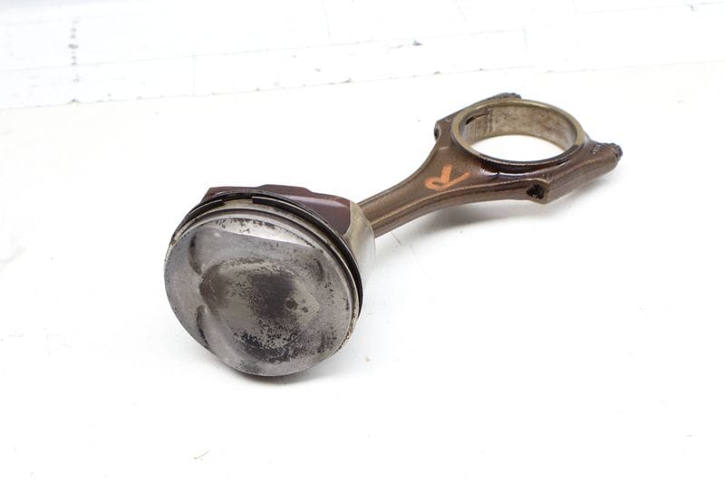 Piston / Connecting Rod 06E107066CK — Used (SKU 703874)
