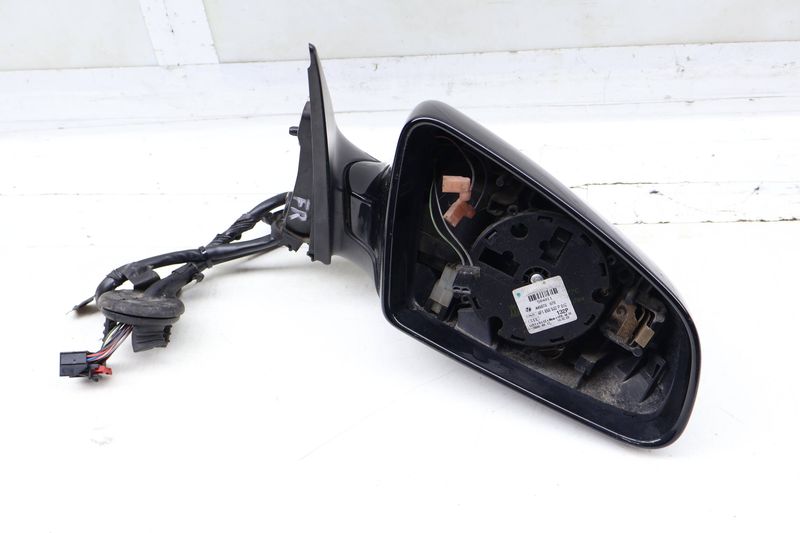 Side View Door Mirror w/ Memory 4F1858532P — Used (SKU 703740)