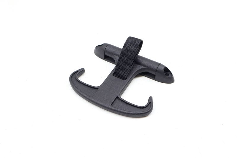 Trunk Cargo Hook / Hanger 6Y5867615 — Used (SKU 703602)