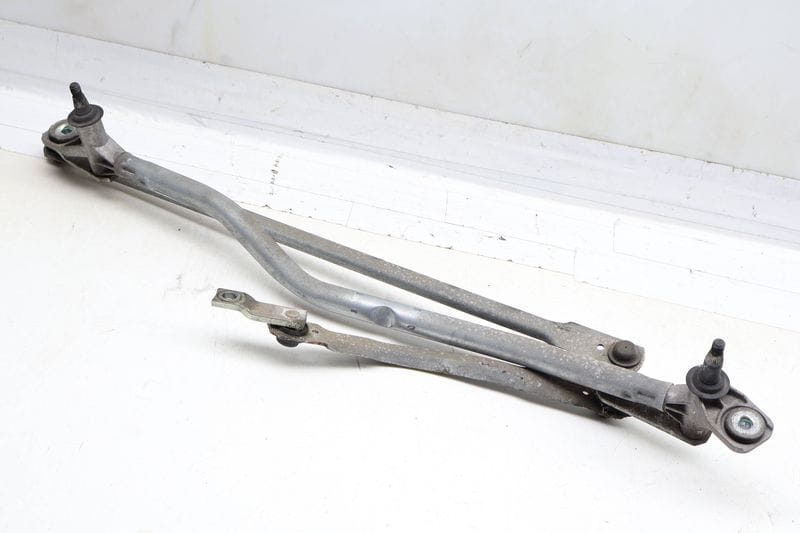Windshield Wiper Bracket / Transmission 4F1955023J — Used (SKU 703847)