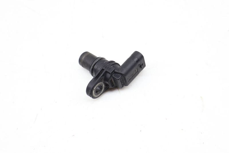 Cam / Camshaft Position Sensor 07L905163A — Used (SKU 684673)