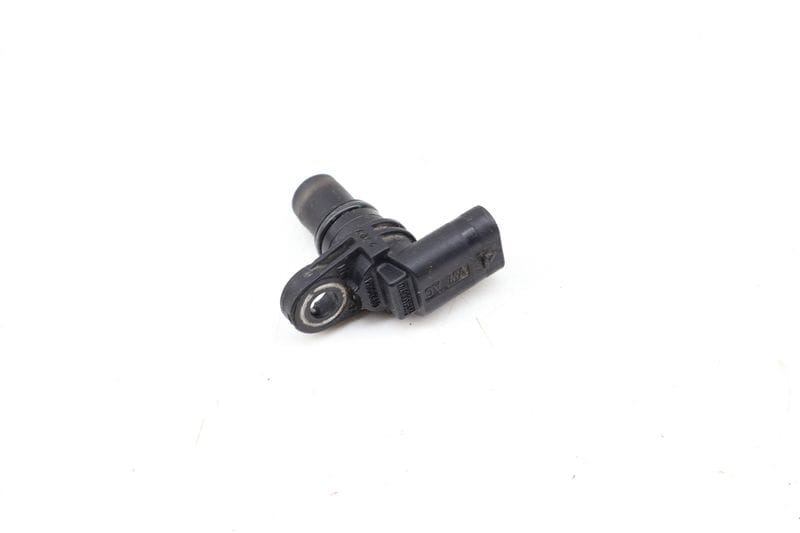 Cam / Camshaft Position Sensor 07L905163A — Used (SKU 684675)