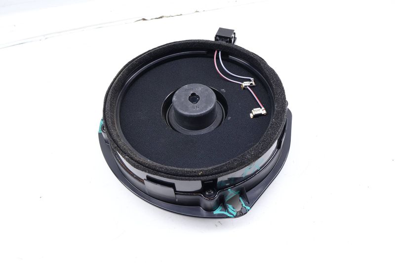 Door Bose Speaker 4E0035411M — Used (SKU 684369)