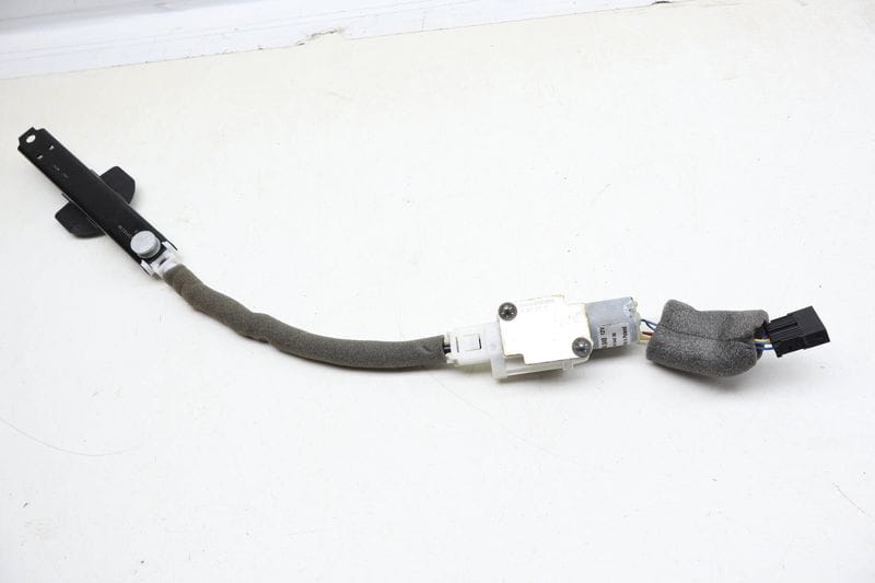 Electric Seat Belt Adjusting Motor 4E0857833A — Used (SKU 684709)