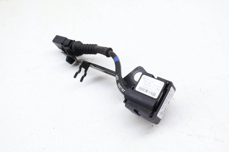 Air Shock / Spring Acceleration Sensor 4E0616576K — Used (SKU 684260)