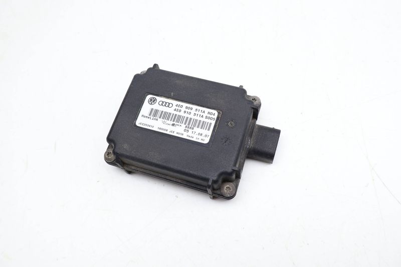 Homelink / Garage Door Control Module 4E0909511A — Used (SKU 684214)