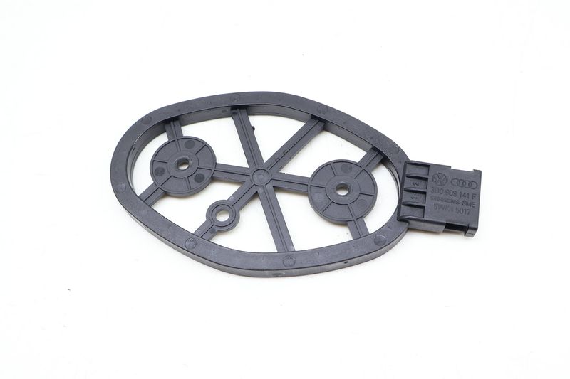 Keyless Entry / Start Authorization Antenna 3D0909141F — Used (SKU 684243)