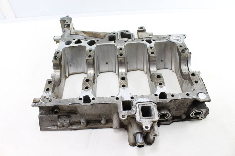 Crankshaft Mount / Lower Engine Block 079103032BM — Used (SKU 213286)