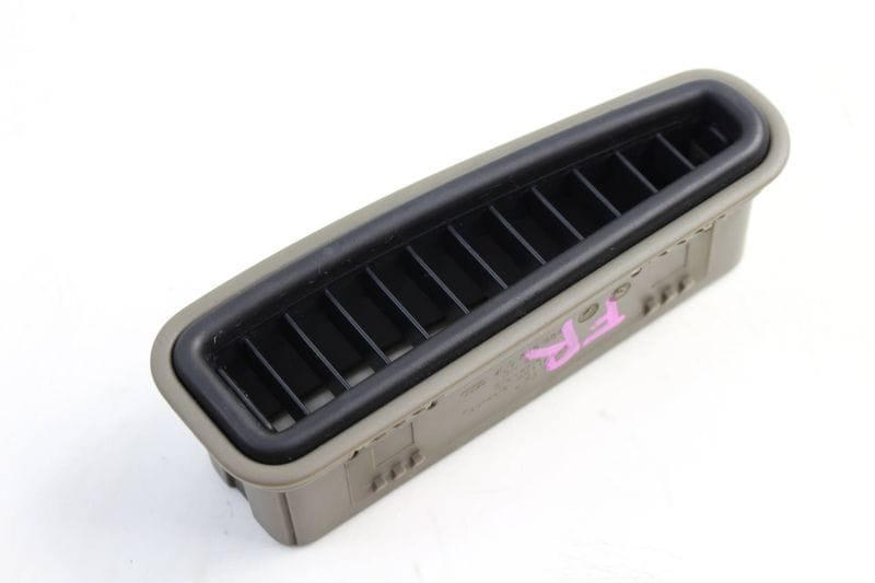Door Air Vent Grille 4L0819986 — Used (SKU 187860)