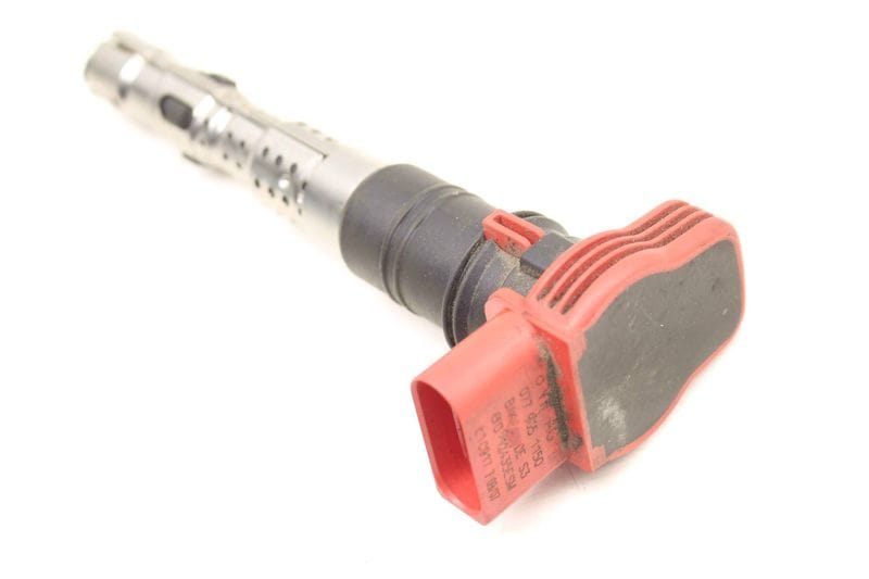 4.2L Ignition Coil 077905115Q — Used (SKU 216525)