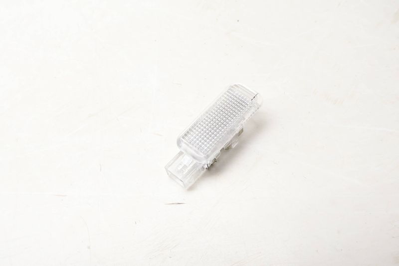 Interior Light 4B0947415 — Used (SKU 652269)