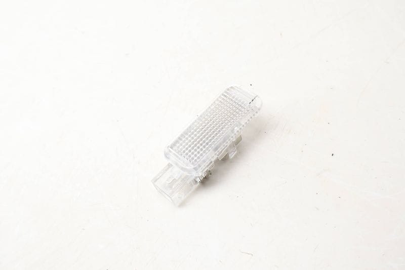Interior Light 4B0947415 — Used (SKU 652272)
