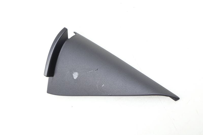 Corner Door Window Cover Trim 8E0857570 — Used (SKU 652241)