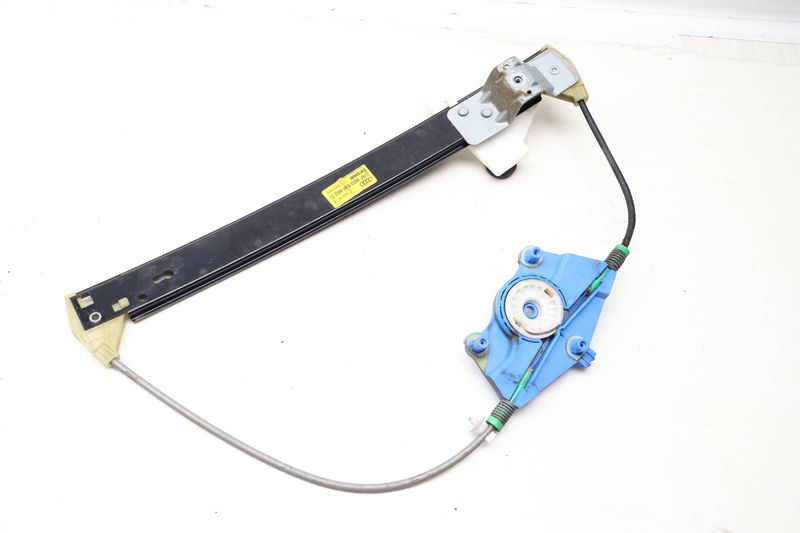 Window Regulator 8E0839462C — Used (SKU 652576)