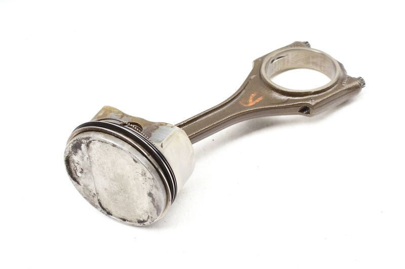 Piston w/ Connecting Rod 079107066P — Used (SKU 652603)