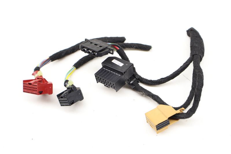 AC Climate / Temp Control  Unit Wiring Harness / Connector Set — Used (SKU 619748)