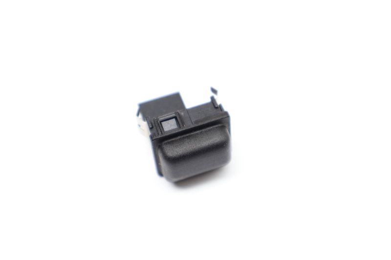 Dash Sun Light Sensor 8J0907539 — Used (SKU 619588)