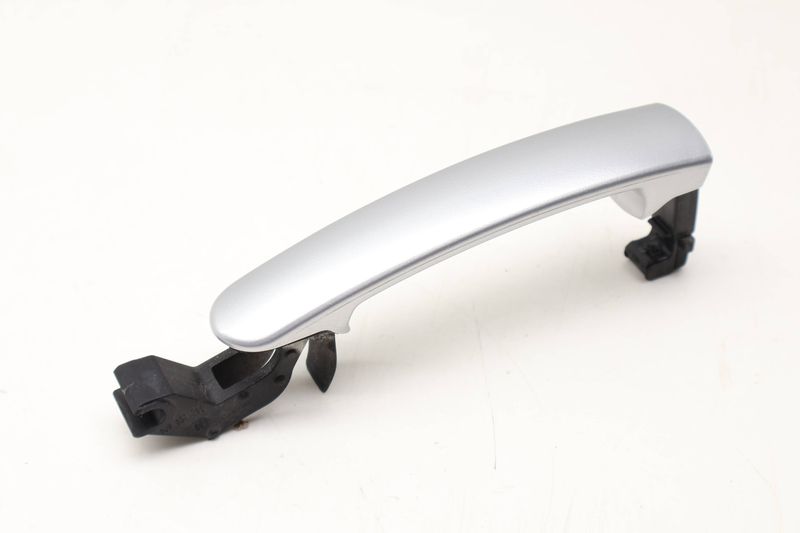 Exterior Door Handle 8J0837205 — Used (SKU 619757)