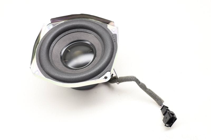 Subwoofer / Bass Box Speaker (BOSE) 8J8035382A — Used (SKU 619700)