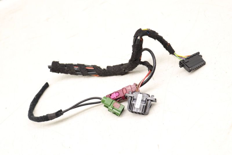 Sirius Satellite Radio Module Wiring Harness / Connector Set — Used (SKU 522670)