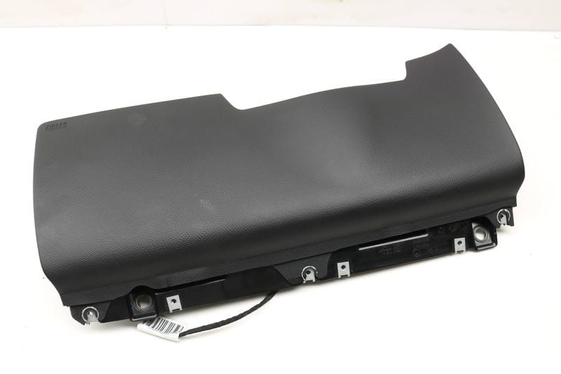 Dash Knee Panel Airbag / Air Bag 51458040865 — Used (SKU 405793)