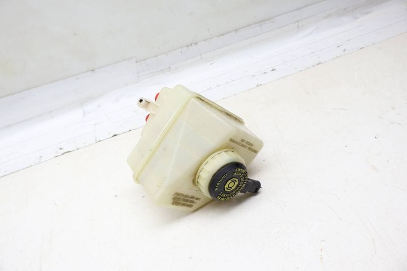 Brake Fluid Reservoir / Tank 34333403539 — Used (SKU 704404)