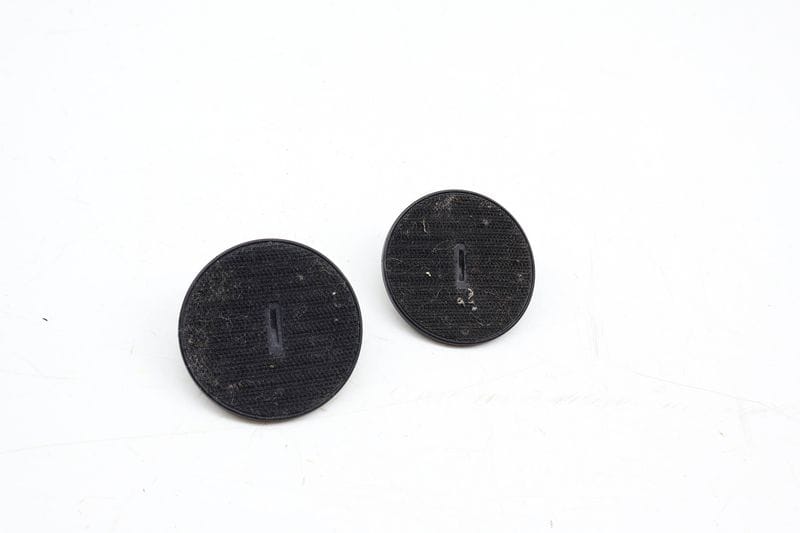 Carpet Floor Mat Fastener / Mount Set (2) 07149166609 — Used (SKU 704047)