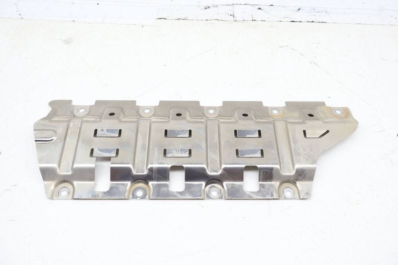 Engine Oil Windage Tray 11137557347 — Used (SKU 704418)