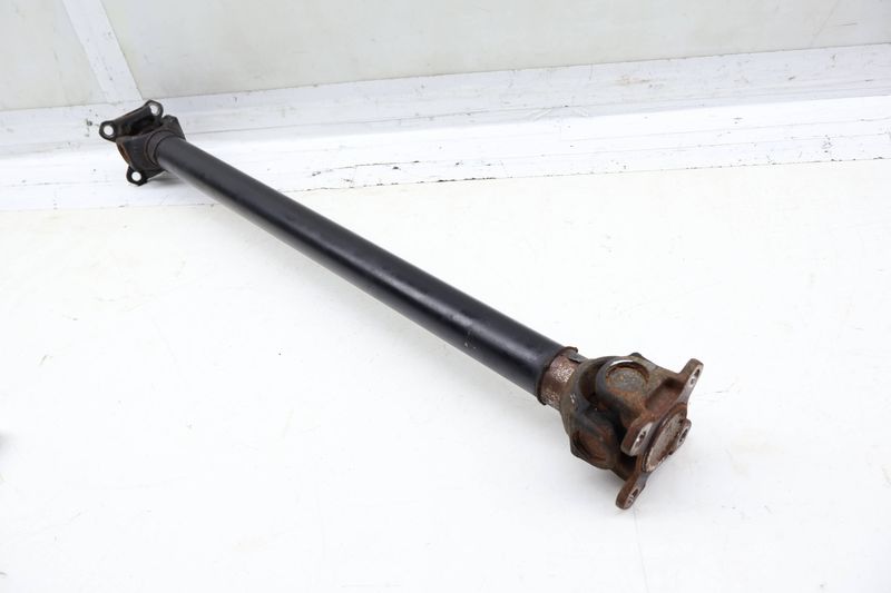Driveshaft / Propeller Shaft 26207525969 — Used (SKU 704462)