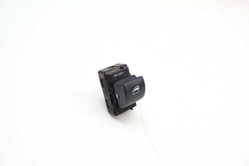 Window Switch 61316922244 — Used (SKU 704077)
