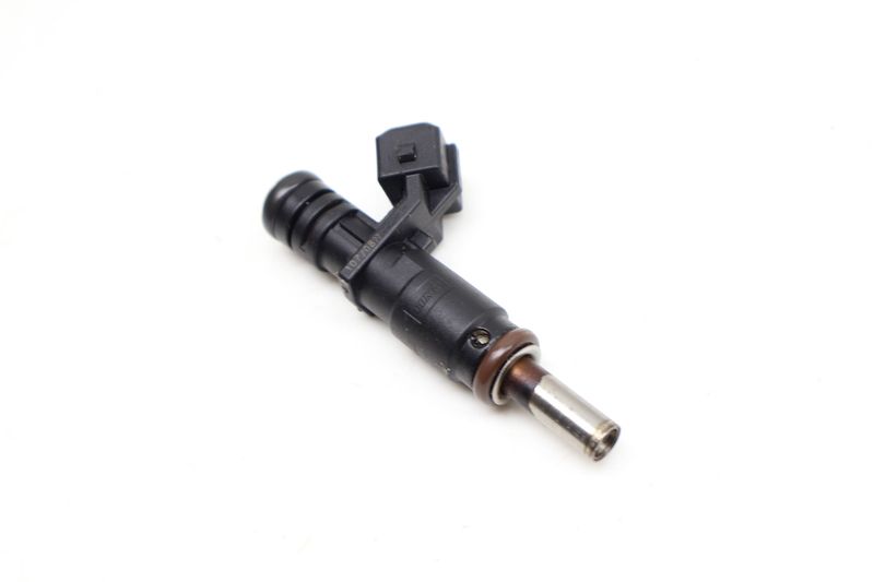Fuel Injector 13537531634 — Used (SKU 704224)