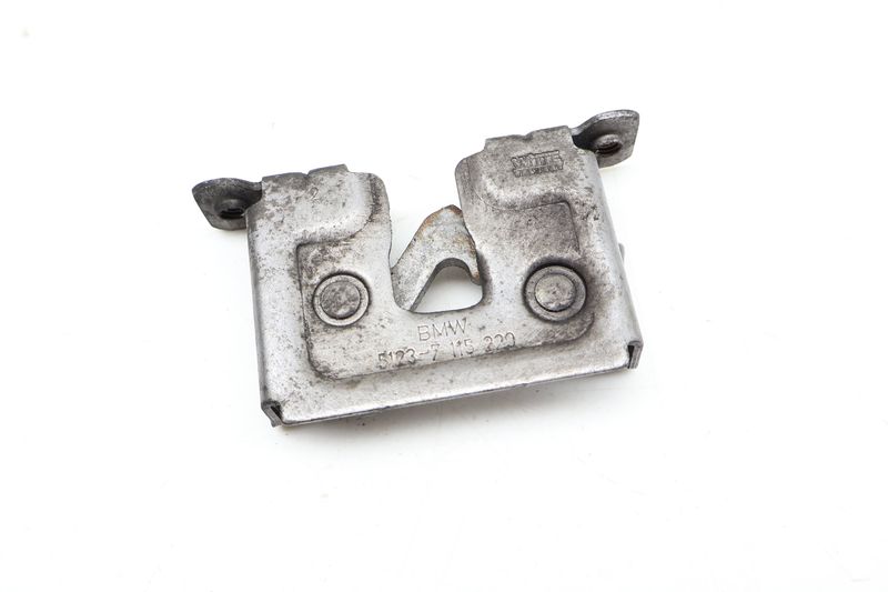 Hood Latch / Lock 51237115229 — Used (SKU 704250)