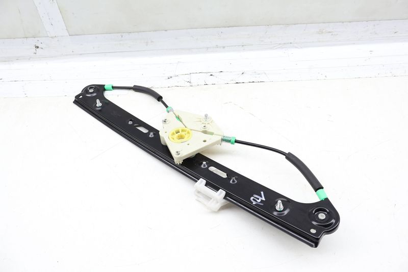 Window Regulator 51353448251 — Used (SKU 704310)