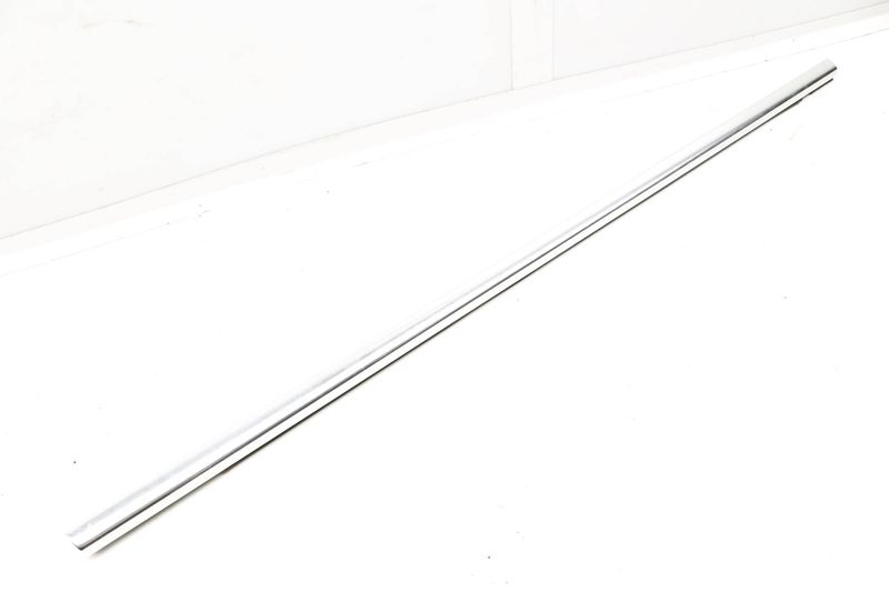 Outer Door Window Slot Seal / Trim 7L6839476G — Used (SKU 340550)
