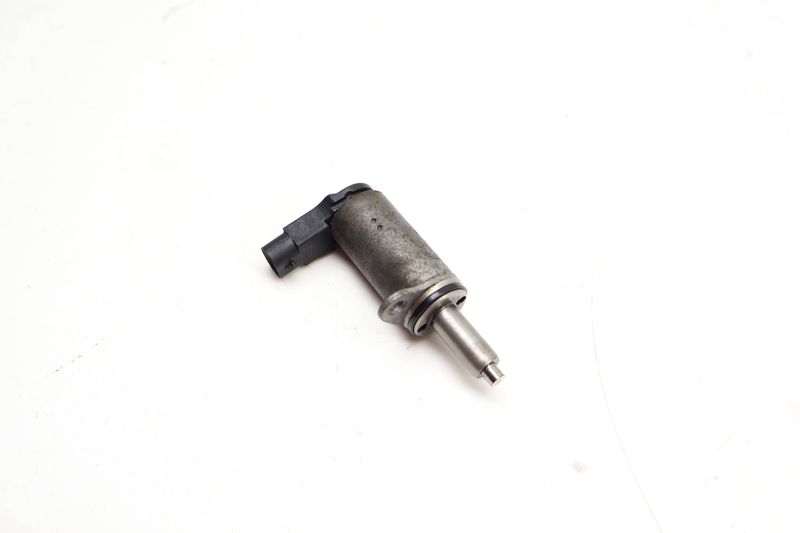 Cam / Camshaft N205 Valve Lift Solenoid 06H103697A — Used (SKU 717388)