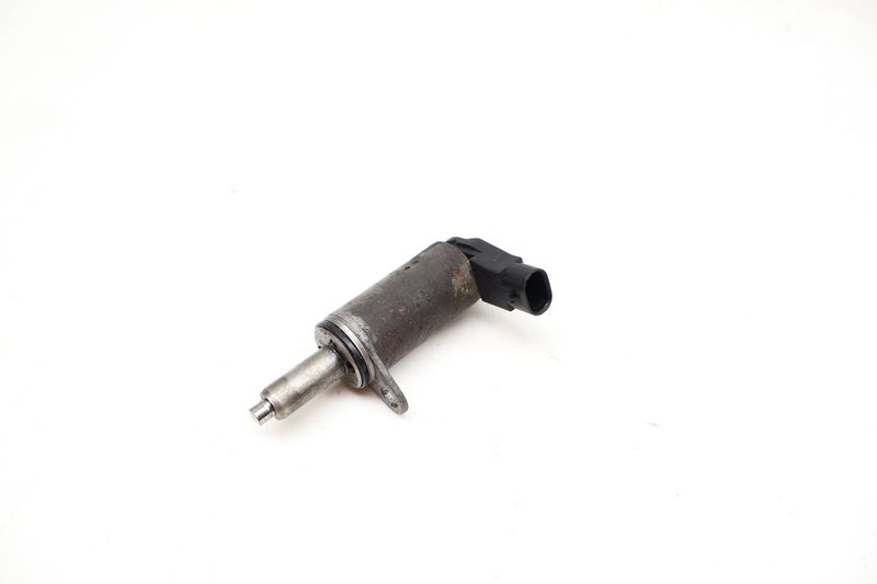 Cam / Camshaft N205 Valve Lift Solenoid 06H103697A — Used (SKU 717393)
