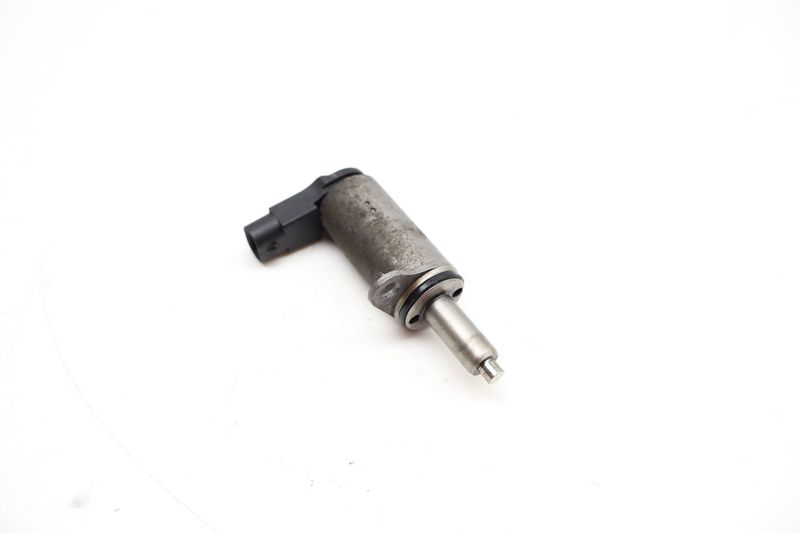Cam / Camshaft N205 Valve Lift Solenoid 06H103697A — Used (SKU 717394)