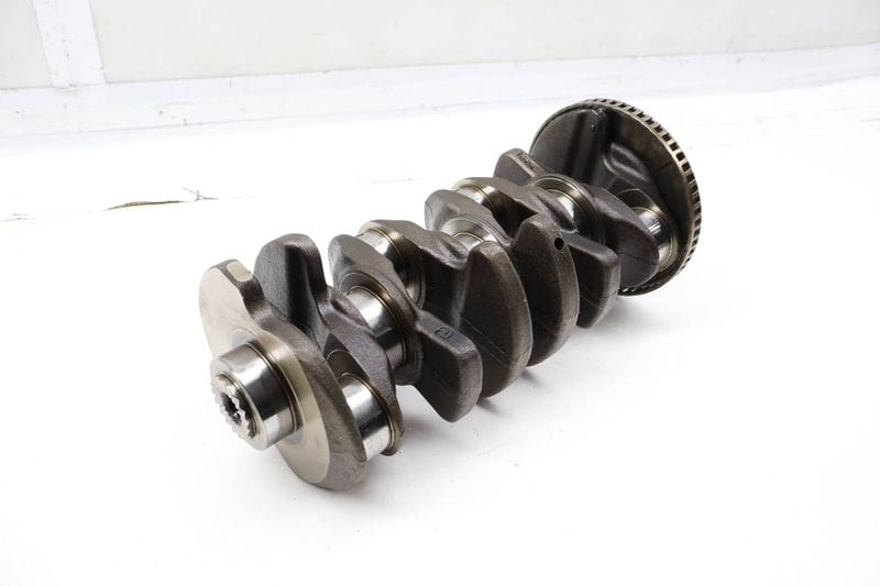 Crank Shaft / Crankshaft 06H105021M — Used (SKU 717420)