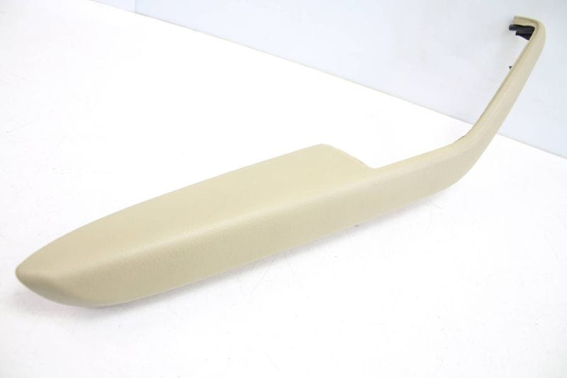 Door Panel Pull / Armrest 8H0867173 — Used (SKU 138499)