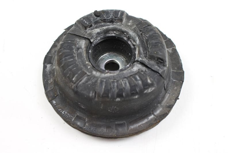 Upper Rubber Strut Mount 8K0412377C — Used (SKU 223246)