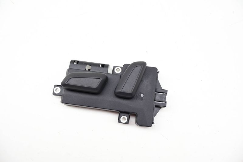 Seat Adjustment Switch 8K0959747B — Used (SKU 717057)
