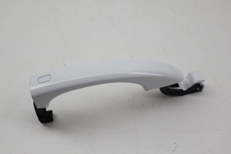 Exterior Door Handle 8T0837205A — Used (SKU 717194)
